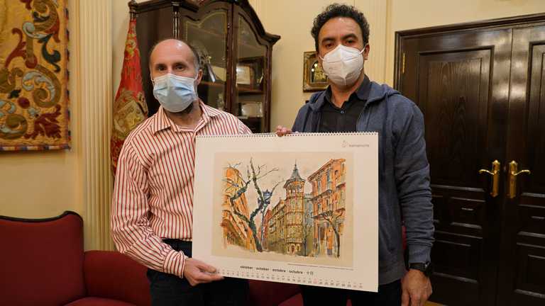 Pérez Jácome recibió al artista Roberto Carlos Rodríguez