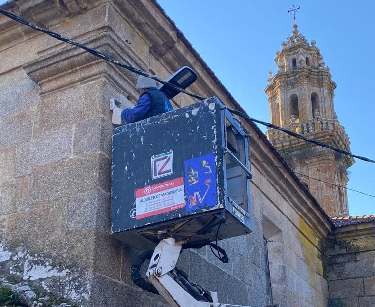 Ribadavia está renovando su alumbrado público