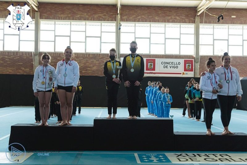 El Burgas logra 17 medallas en el Campeonato Gallego de gimnasia acrobática