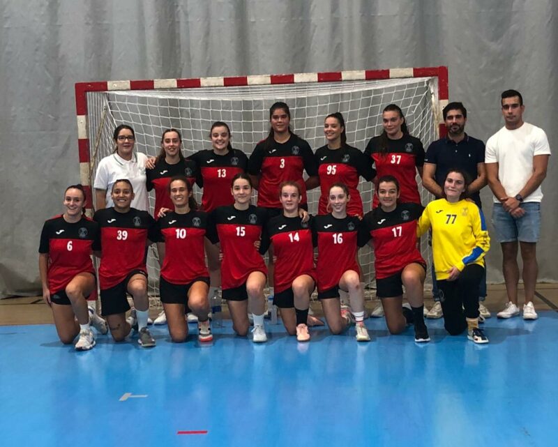 El balonmano femenino regresa con victoria