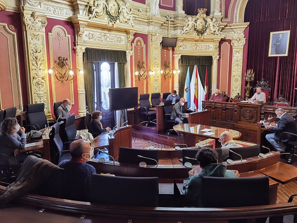 ¿Qué concejales entran en el ayuntamiento de Ourense?