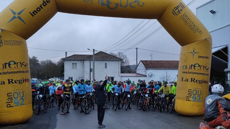Máis de 200 ciclistas participaron na Ruta do Cocido de Trasmiras