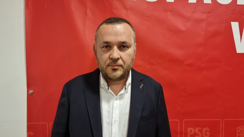 Julio Prada será o candidato socialista en Vilardevós