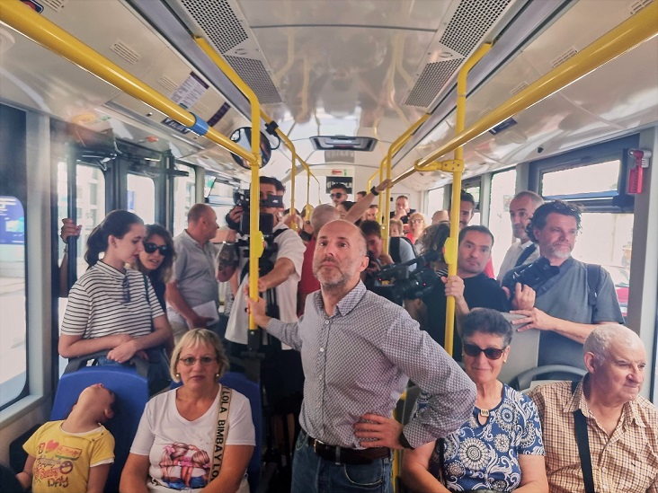 Ourense incorpora los primeros autobuses eléctricos