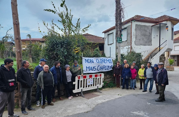 Piden paralizar as obras de Bentraces