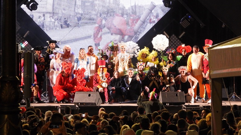 El desfile del Entroido de Ourense 2025 premia la creatividad y el color