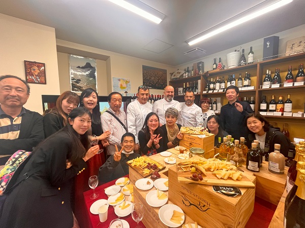 Chefs de Ourense llevan la cocina gallega a Tokio