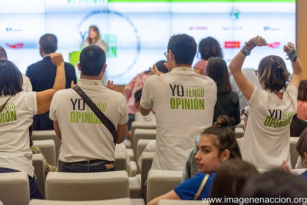 El equipo de Down Ourense defiende su título en el torneo nacional de debate inclusivo