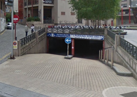 El parking de la Plaza de San Antonio cierra tras 18 años de conflicto urbanístico