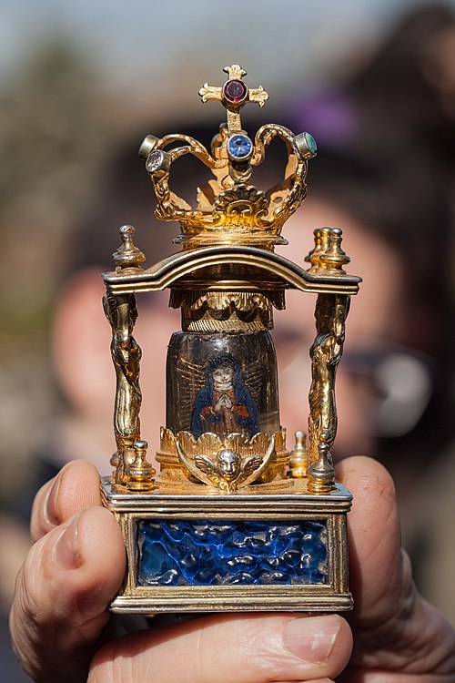 La Virgen del Cristal, el misterio mariano de Vilanova dos Infantes