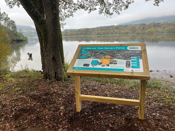 Toén recupera a memoria das barcas e portos do Miño