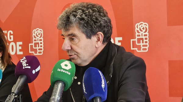 Álvaro Vila explica a actuación do PSdeG polo caso Barbadás