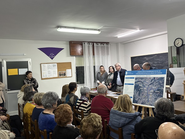 A Xunta inicia a renovación da subida ao Seminario